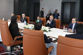 در حاشیه نشست سمرقند با موضوع افغانستان؛ امیرعبداللهیان با حنا ربانی دیدار کرد