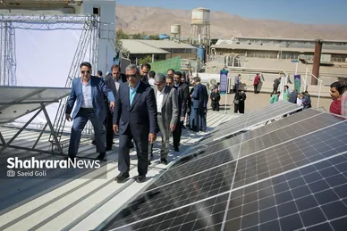 گزارش تصویری | بهره‌برداری از بزرگ‌ترین نیروگاه خورشیدی سقفی کشور