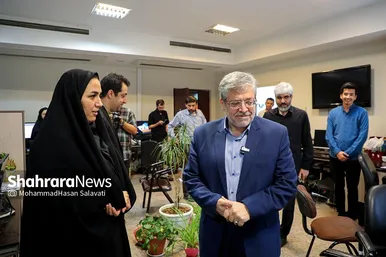 حضور شهردار مشهد در موسسه شهرآرا به مناسبت روز خبرنگار