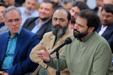 دیدار جمعی از شاعران و اهالی فرهنگ و ادب فارسی با رهبر انقلاب