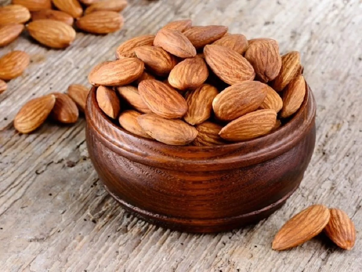 چرا باید بادام را به صبحانه کودکان اضافه کنیم؟