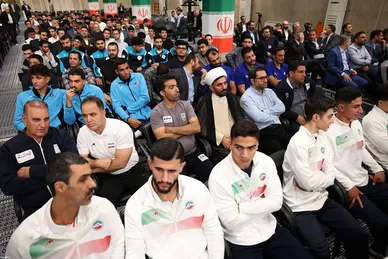 عکس‌هایی از دیدار مدال‌آوران ورزشی و علمی با رهبر انقلاب (۲۸ مهرماه ۱۴۰۴)