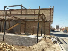 هر ساخت&zwnj;وساز در مشهد حداقل یک تخلف دارد