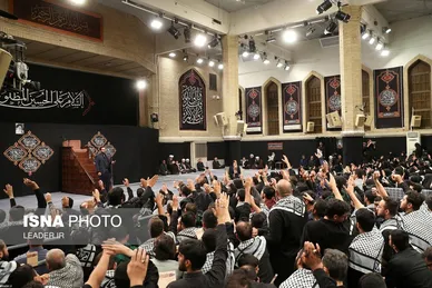 مراسم عزاداری دانشجویان به‌مناسبت اربعین حسینی علیه‌السلام در حضور رهبر انقلاب