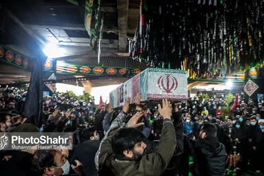 مراسم تدفین پیکر مطهر سه شهید گمنام در میدان شهدا مشهد