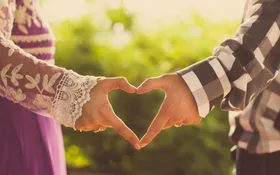 ۸ مهارت برای ایجاد صمیمیت بین زوجین
