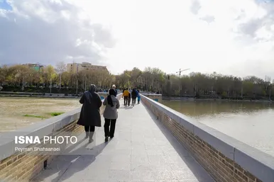 نوروزگردی | اصفهان سی و سه پل