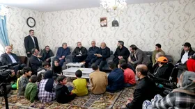 بازدید سرزده پزشکیان از خیریه بهشت امام رضا (ع) | دستور رئیس جمهور به وزیر کار برای پیگیری و رفع مشکلات و نیاز&zwnj;های توان&zwnj;جویان