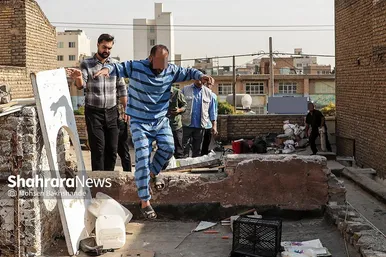 گزارش تصویری | بازسازی قتل مرد جوان به دست برادر همسرش در حوالی پایانه مسافربری مشهد