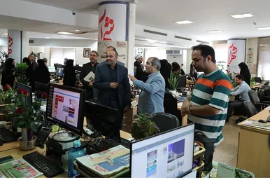 روز خبرنگار در روزنامه شهرآرا -1