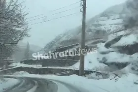 ویدئو | بارش برف در روستای زیبای کنگ