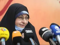 خزعلی: مشکل اخذ مجوز «سیب سلامت» برای کسب‌وکار‌های خانگی باید حل شود