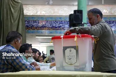 عکس‌هایی از مرحله دوم انتخابات چهاردهمین دوره ریاست‌جمهوری در مشهد (۲)