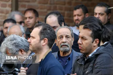 حضور هنرمندان در مراسم تشییع پیکر بیتا فرهی