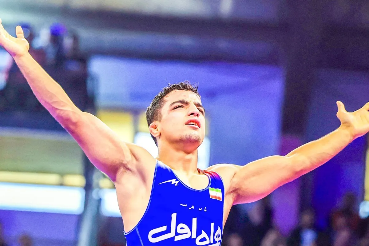 گام اول جوان به سمت پاریس