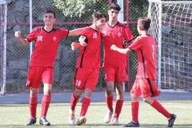 اعتراض بازیکنان آکادمی پرسپولیس به رقم قرارداد&zwnj;ها