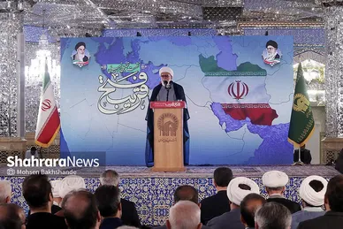 گزارش تصویری | نشست تحلیلی تبیینی «فتح قریب» در حرم مطهر رضوی
