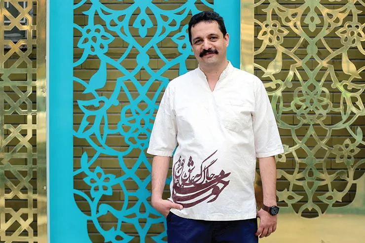 گفت‌وگو با آرش شفاعی، شاعری که حرفه‌اش روزنامه‌نگاری است