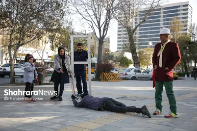 اجرای سرود و نمایش های نوروزی در مشهد