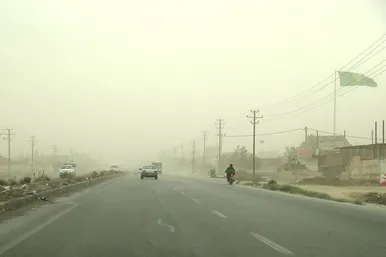 گرد و خاک صبحگاهی در مشهد