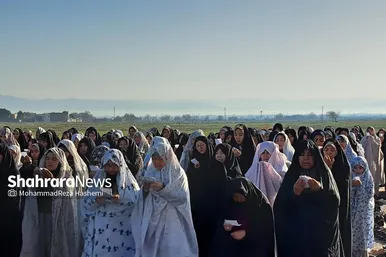 گزارش تصویری | نماز عید سعید فطر مهاجران افغانستانی در محله گلشهر مشهد