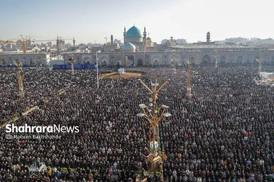 گزارش تصویری | نماز عید فطر در حرم امام‌رضا(ع)