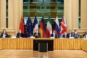 ایران و آمریکا برای بازگشت به تعهدات برجامی یکدیگر نزدیک شده اند