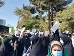 تجمع مهاجران افغانستانی‌ در حمایت از پنجشیر مقابل کنسولگری پاکستان در مشهد + فیلم
