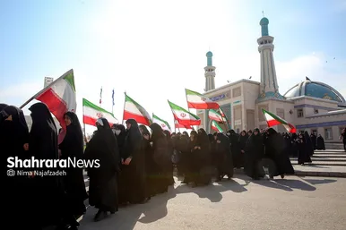تجمع دانشجویان دانشگاه فردوسی مشهد در محکومیت حادثه تروریستی شیراز