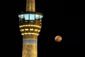 خواندن نماز آیات در ماه گرفتگی امشب واجب است؟