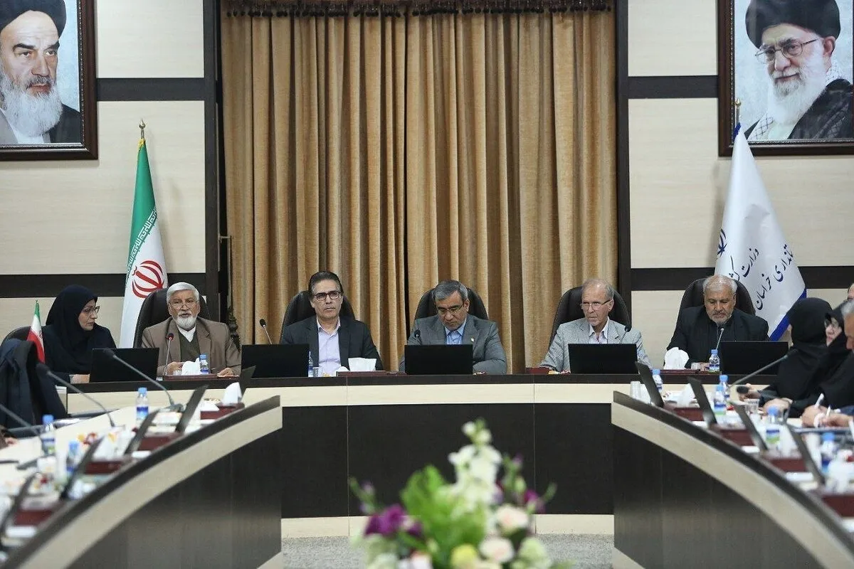 استاندار خراسان رضوی: وقتی مردم در سختی معیشت هستند، بعضی هزینه‌ها برایشان قابل‌قبول نیست