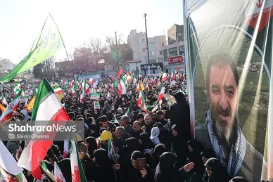 گزارش تصویری | مراسم تشییع پیکر شهدای مدافع امنیت در مشهد (۲۲ دی ۱۴۰۴) - ۴