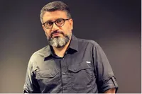 کنایه رشیدپور به مجوز مشروط خوانندگان رپ + عکس