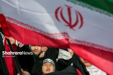 گزارش تصویری | مراسم آغاز چهل‌وهفتمین سالگرد دهه فجر انقلاب اسلامی در میدان شهدای مشهد