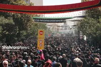 آغاز محدودیت‌های ترافیکی دهه آخر صفر در مشهد | پارک خودرو در اطراف حرم مطهر ممنوع شد (۳۰ مردادماه ۱۴۰۴) + عکس و فیلم