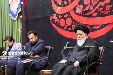 دیدار جمعی از خبرنگاران و کارمندان مؤسسه فرهنگی شهرآرا با نماینده ولی‌فقیه در خراسان‌رضوی