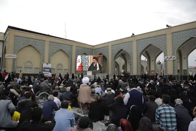 حضور و سخنرانی رهبر انقلاب در اجتماع زائران و مجاوران حرم مطهر رضوی- ۲
