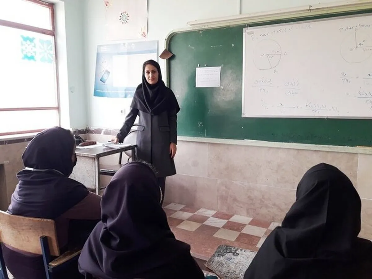 آخرین خبر‌ها از پرداخت مطالبات رتبه‌بندی معلمان (۱ آبان ۱۴۰۲)