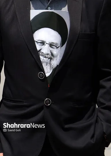 مشهد در ماتم رئیس جمهور شهید (۱)