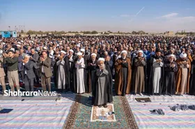 نماز باران با حضور ۵ هزار نمازگزار در مشهد اقامه شد (۲۲ آبان ۱۴۰۴)