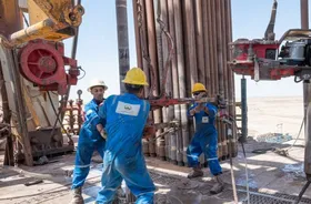 آیا شرکت&zwnj;های پیمانکار پرداخت حقوق نیرو&zwnj;های شرکتی حذف می&zwnj;شوند؟