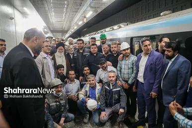 گزارش تصویری | بازدید آیت‌الله علم‌الهدی از ایستگاه باب‌الجواد(ع) مترو مشهد