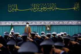 رهبر معظم انقلاب: من تزریق نوبت سوم واکسن را انجام دادم | مردم حرف پزشکان را گوش کنند