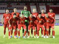 خارجی‌های تراکتور ایران را ترک کردند
