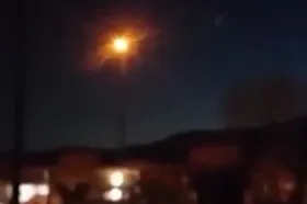 انفجار شی نورانی در مرز خراسان شمالی و سمنان + ویدئو