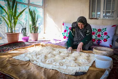 عطر بی مانند نان تنوری