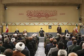 عکس | دیدار جمعی از مسئولان نظام و سفیران کشورهای اسلامی با مقام معظم رهبری
