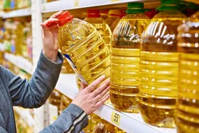 فروش اجباری  کالا در کنار روغن خوراکی یا هر کالایی در واحدهای صنفی تخلف است