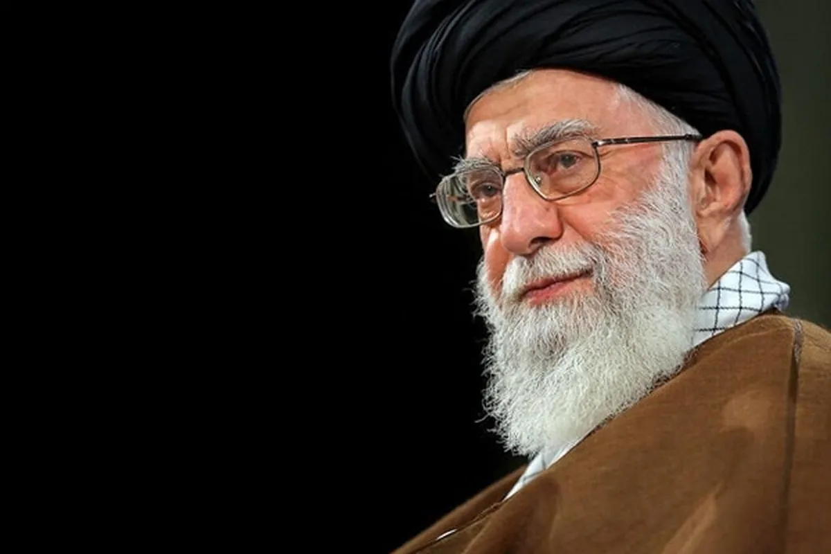 آرزوی سلامتی رهبر معظم انقلاب برای رئیس‌جمهور و همراهان + فیلم