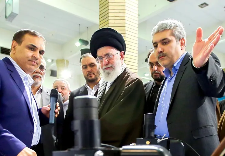 گزارشی از نشست تبیین اثر گذاری راهبرد‌های رهبر معظم انقلاب بر پیشرفت علم و فناوری